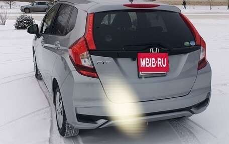 Honda Fit III, 2019 год, 1 200 000 рублей, 3 фотография