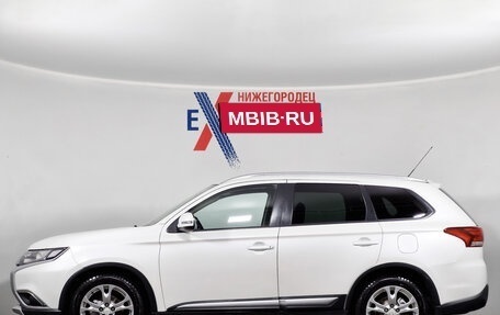 Mitsubishi Outlander III рестайлинг 3, 2016 год, 1 549 000 рублей, 11 фотография