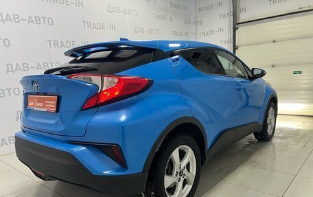 Toyota C-HR I рестайлинг, 2018 год, 1 899 000 рублей, 4 фотография