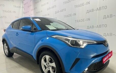 Toyota C-HR I рестайлинг, 2018 год, 1 899 000 рублей, 3 фотография