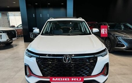 Changan CS35PLUS, 2023 год, 2 399 900 рублей, 3 фотография