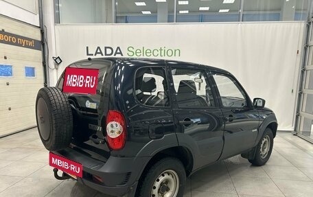 Chevrolet Niva I рестайлинг, 2015 год, 569 000 рублей, 4 фотография