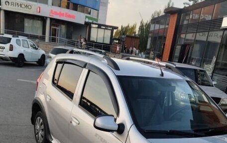 Renault Sandero I, 2014 год, 820 000 рублей, 3 фотография