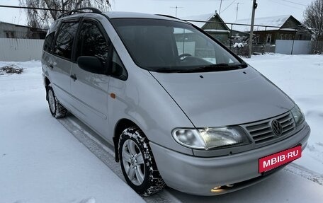 Volkswagen Sharan I рестайлинг, 1997 год, 650 000 рублей, 3 фотография