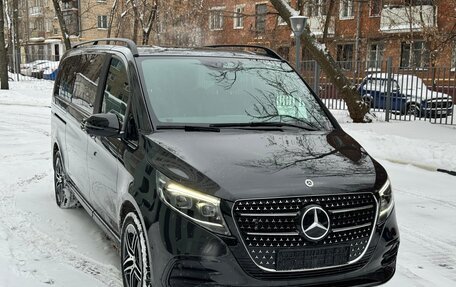 Mercedes-Benz V-Класс, 2024 год, 16 900 000 рублей, 9 фотография