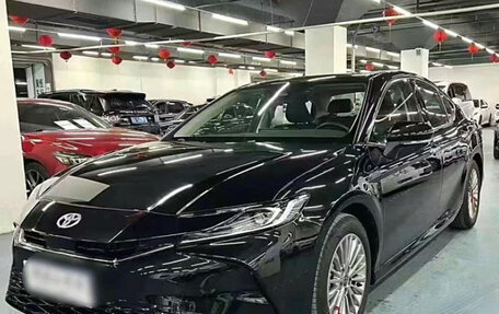 Toyota Camry, 2024 год, 4 250 000 рублей, 3 фотография