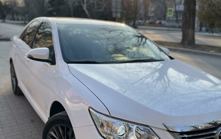 Toyota Camry, 2012 год, 1 850 000 рублей, 2 фотография