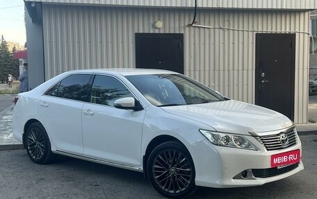 Toyota Camry, 2012 год, 1 850 000 рублей, 3 фотография