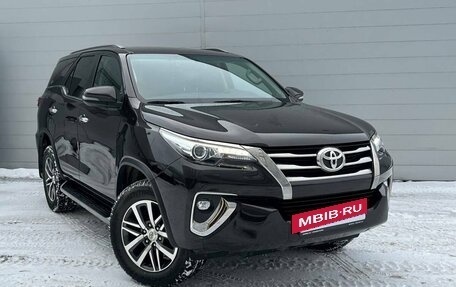 Toyota Fortuner II, 2018 год, 3 950 000 рублей, 3 фотография