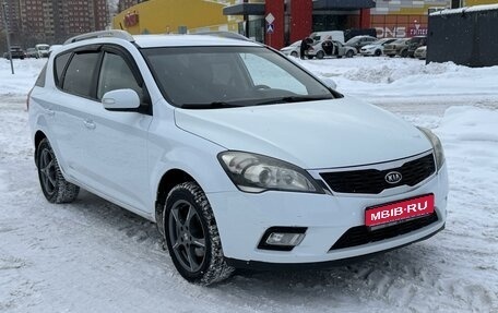 KIA cee'd I рестайлинг, 2011 год, 820 000 рублей, 1 фотография