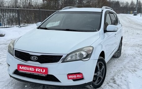 KIA cee'd I рестайлинг, 2011 год, 820 000 рублей, 4 фотография