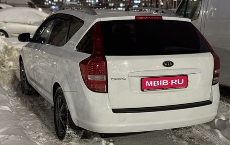 KIA cee'd I рестайлинг, 2011 год, 820 000 рублей, 16 фотография