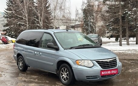 Chrysler Town & Country IV, 2005 год, 845 000 рублей, 9 фотография