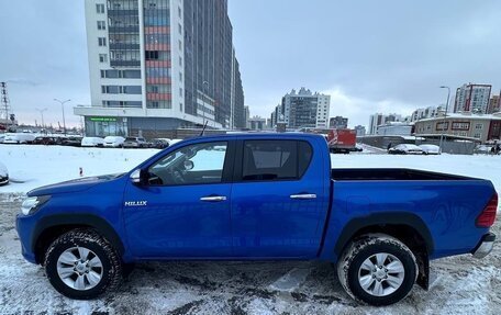 Toyota Hilux VIII, 2016 год, 4 200 000 рублей, 13 фотография