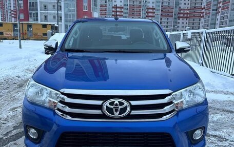 Toyota Hilux VIII, 2016 год, 4 200 000 рублей, 21 фотография