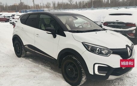 Renault Kaptur I рестайлинг, 2017 год, 1 179 000 рублей, 3 фотография