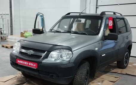 Chevrolet Niva I рестайлинг, 2012 год, 499 000 рублей, 5 фотография