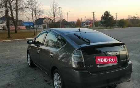 Toyota Prius, 2009 год, 975 000 рублей, 11 фотография