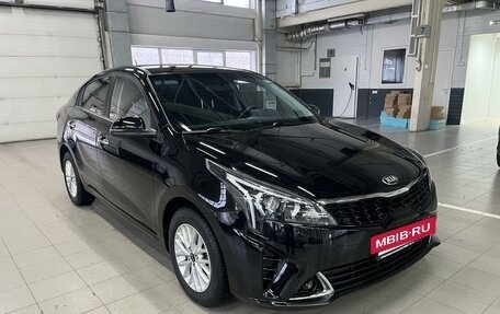 KIA Rio IV, 2021 год, 1 695 000 рублей, 3 фотография