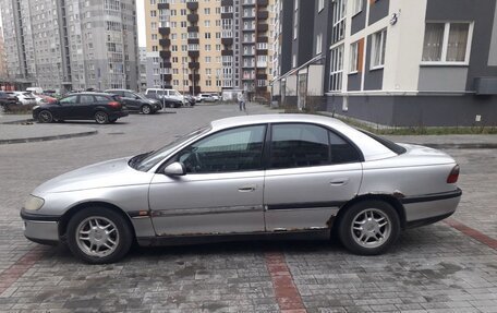 Opel Omega B, 1998 год, 235 000 рублей, 8 фотография