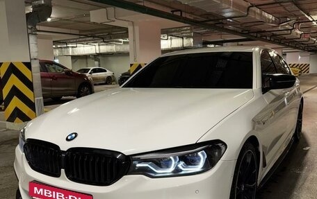 BMW 5 серия, 2017 год, 4 600 000 рублей, 14 фотография