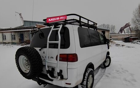 Mitsubishi Delica IV, 2004 год, 2 550 000 рублей, 4 фотография