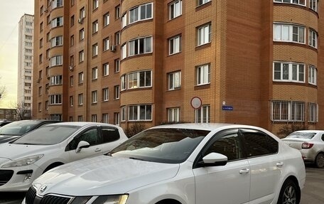 Skoda Octavia, 2017 год, 950 000 рублей, 4 фотография