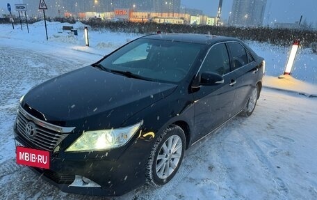 Toyota Camry, 2012 год, 1 950 000 рублей, 2 фотография