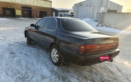 Toyota Vista, 1990 год, 250 000 рублей, 11 фотография