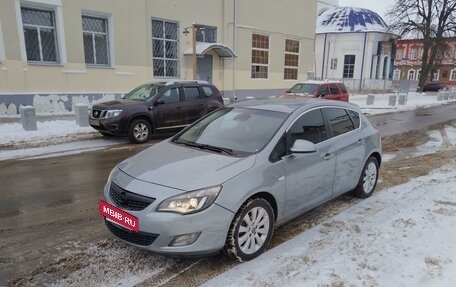 Opel Astra J, 2010 год, 600 000 рублей, 5 фотография