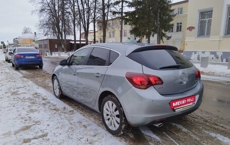 Opel Astra J, 2010 год, 600 000 рублей, 8 фотография