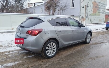 Opel Astra J, 2010 год, 600 000 рублей, 14 фотография