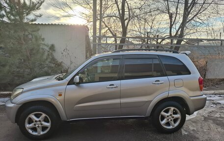 Toyota RAV4, 2003 год, 700 000 рублей, 14 фотография