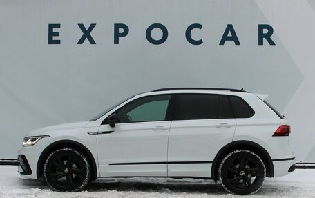 Volkswagen Tiguan II, 2021 год, 3 650 000 рублей, 2 фотография