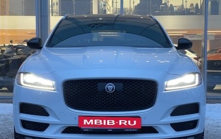 Jaguar F-Pace, 2016 год, 2 800 000 рублей, 2 фотография