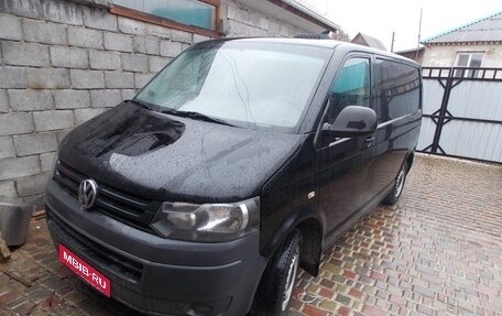 Volkswagen Transporter T5 рестайлинг, 2013 год, 1 650 000 рублей, 1 фотография