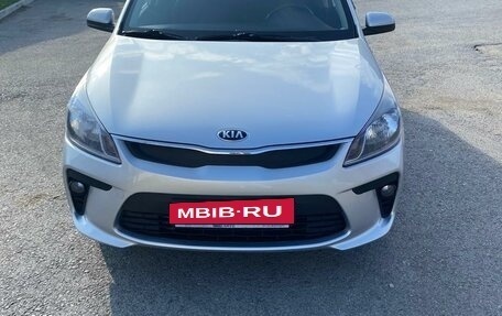 KIA Rio IV, 2018 год, 1 200 000 рублей, 3 фотография