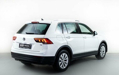 Volkswagen Tiguan II, 2017 год, 2 300 000 рублей, 4 фотография