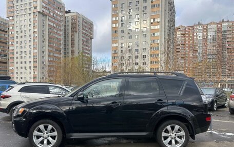 Mitsubishi Outlander III рестайлинг 3, 2011 год, 1 500 000 рублей, 4 фотография