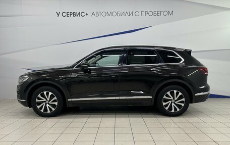 Volkswagen Touareg III, 2019 год, 4 650 000 рублей, 3 фотография