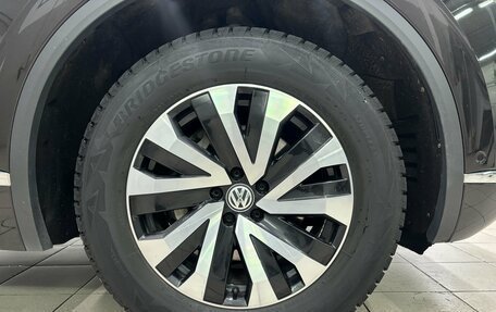 Volkswagen Touareg III, 2019 год, 4 650 000 рублей, 7 фотография