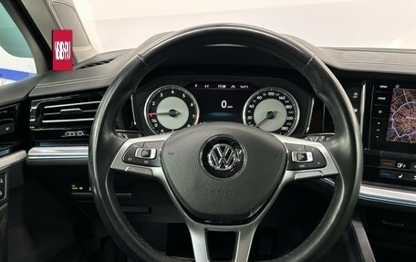 Volkswagen Touareg III, 2019 год, 4 650 000 рублей, 13 фотография