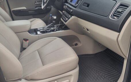 KIA Carnival III, 2019 год, 3 350 000 рублей, 20 фотография