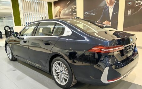 BMW 5 серия, 2024 год, 8 400 000 рублей, 4 фотография