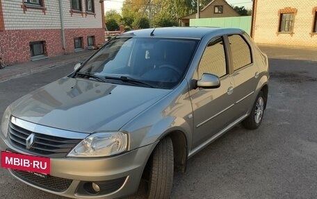 Renault Logan I, 2012 год, 800 000 рублей, 2 фотография