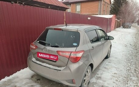 Toyota Vitz, 2019 год, 1 285 000 рублей, 8 фотография