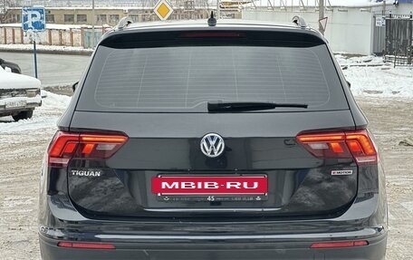 Volkswagen Tiguan II, 2018 год, 2 200 000 рублей, 7 фотография