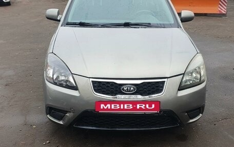 KIA Rio II, 2011 год, 650 000 рублей, 7 фотография