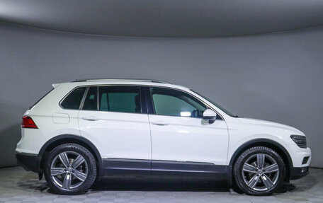 Volkswagen Tiguan II, 2019 год, 3 050 000 рублей, 4 фотография