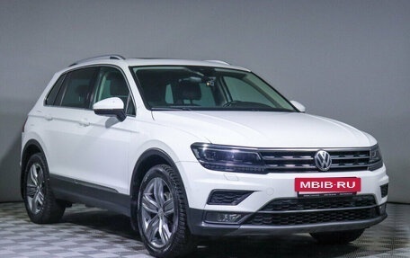 Volkswagen Tiguan II, 2019 год, 3 050 000 рублей, 3 фотография